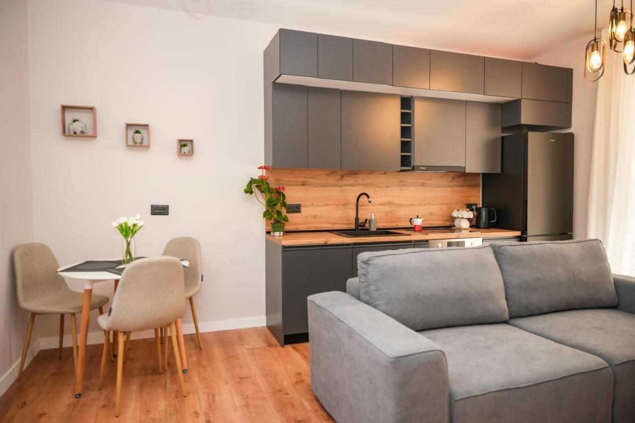 Bougainvilla Apartments Tirana Eksteriør billede